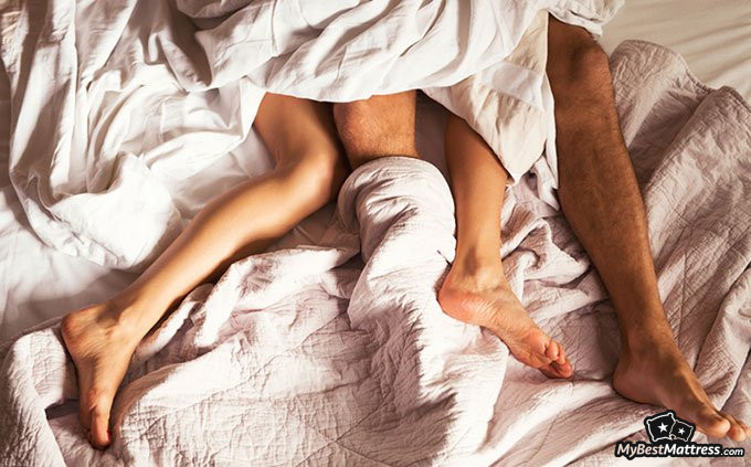 Sleeping nude: couple sleeping Sleeping nude: couple sleeping